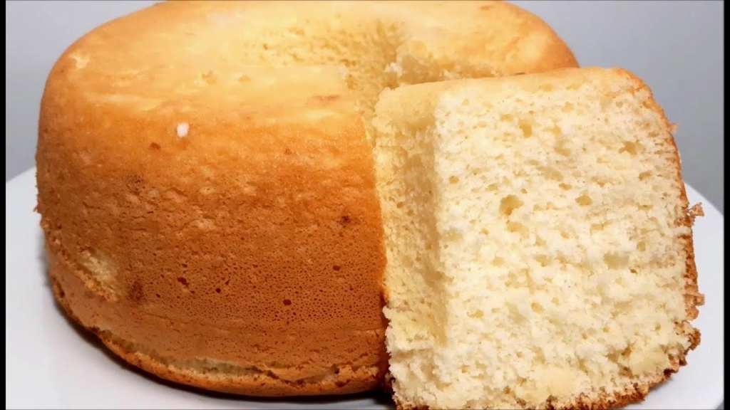 Bolo de Maizena com Leite Condensado